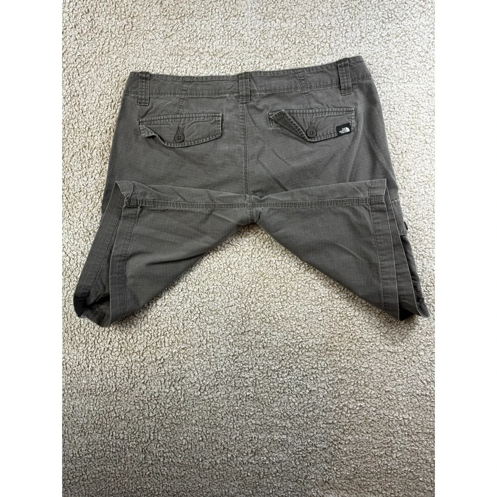 The North Face Men's Shorts Size 34 Gray Cargo Hiking Outdoor Casual